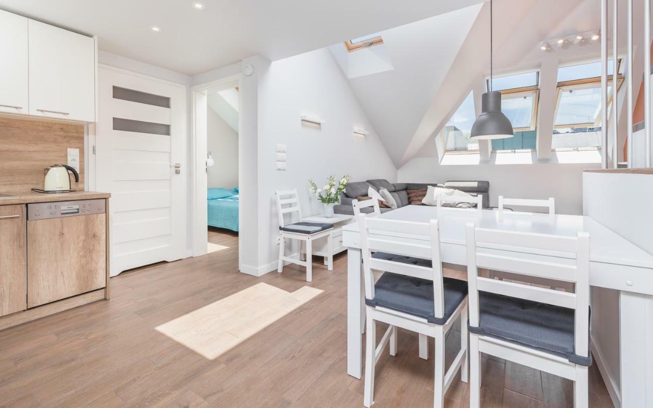 Cheerful Air Conditioned Apartment With Mezzanine And Parking - Old Town คราคูฟ ภายนอก รูปภาพ
