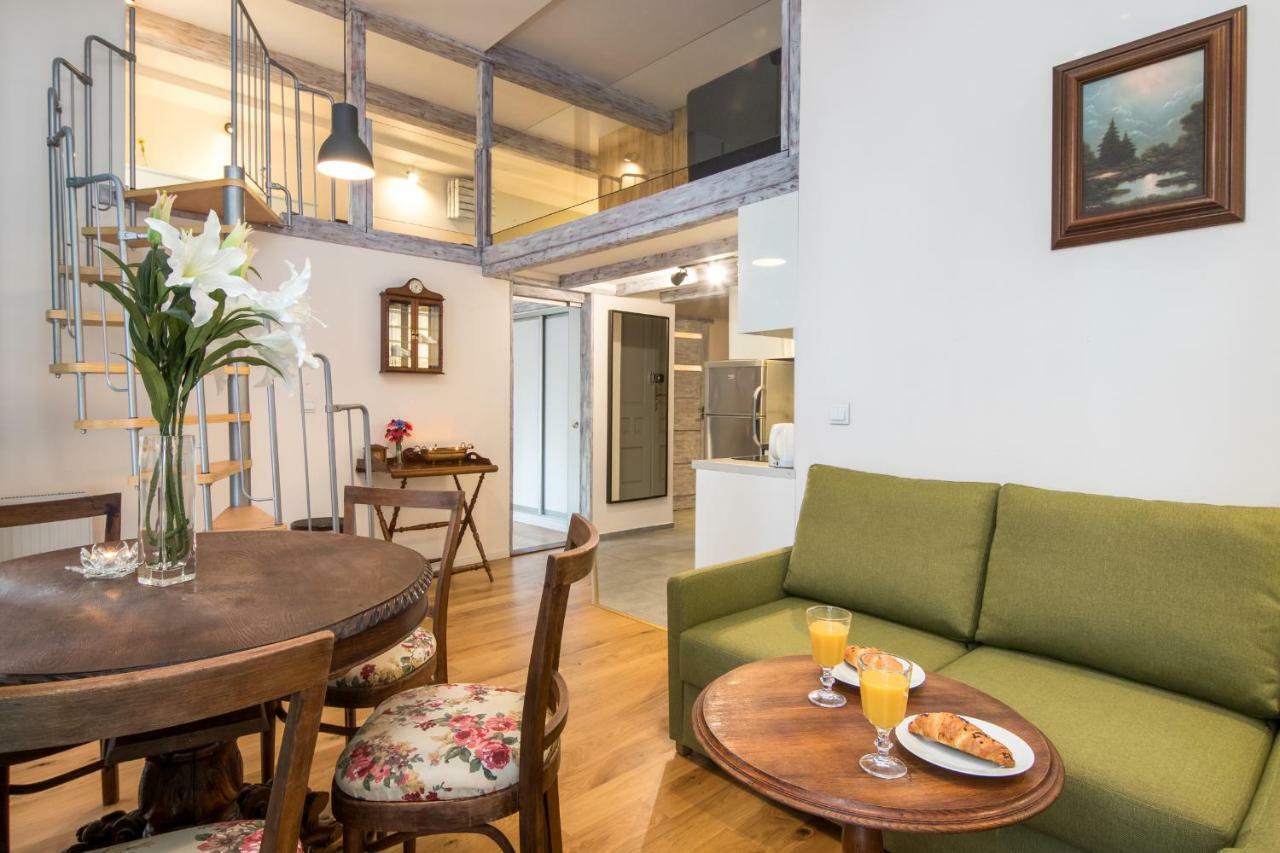Cheerful Air Conditioned Apartment With Mezzanine And Parking - Old Town คราคูฟ ภายนอก รูปภาพ