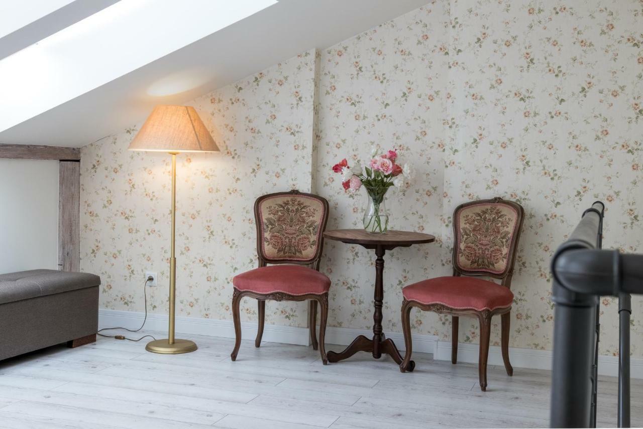 Cheerful Air Conditioned Apartment With Mezzanine And Parking - Old Town คราคูฟ ภายนอก รูปภาพ