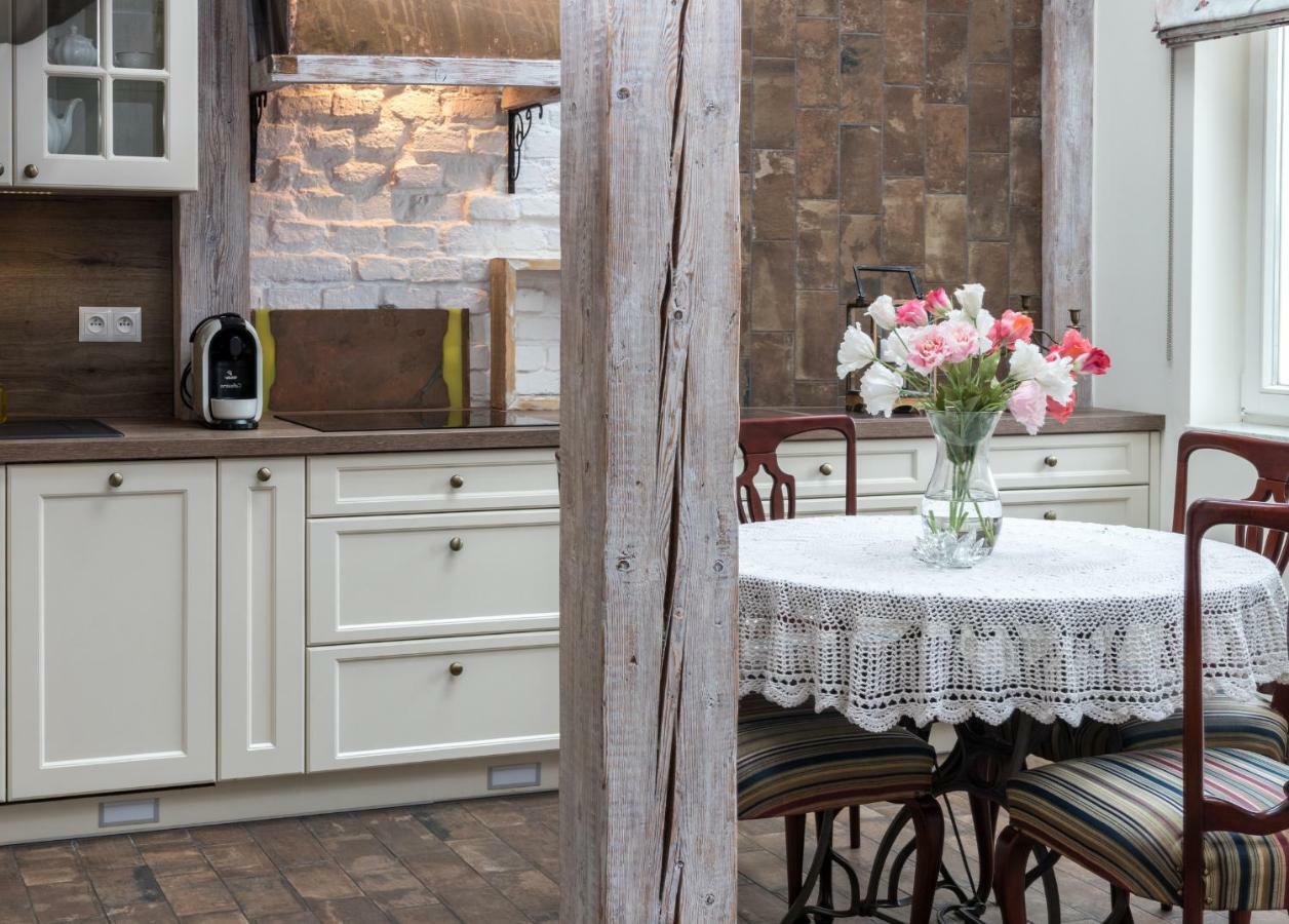 Cheerful Air Conditioned Apartment With Mezzanine And Parking - Old Town คราคูฟ ภายนอก รูปภาพ