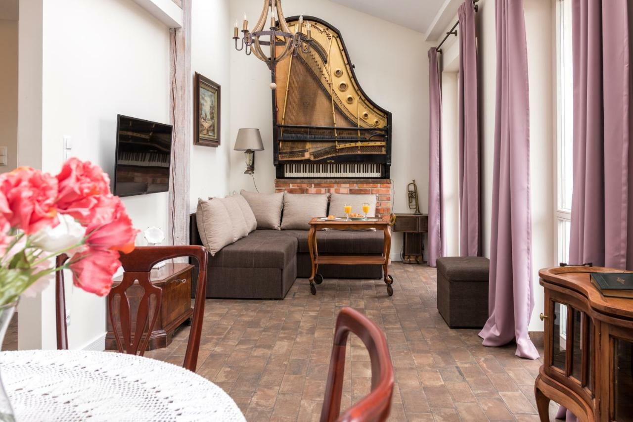 Cheerful Air Conditioned Apartment With Mezzanine And Parking - Old Town คราคูฟ ภายนอก รูปภาพ